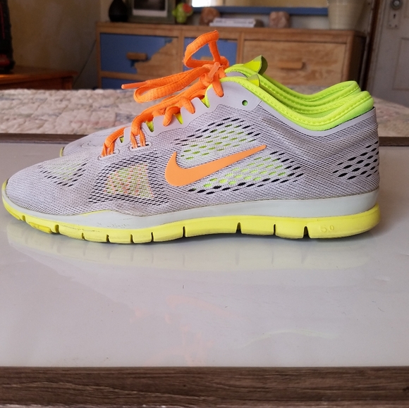 Nike Free TR Fit 4 Gray Training Shoes Sneakers - Picture 5 of 11